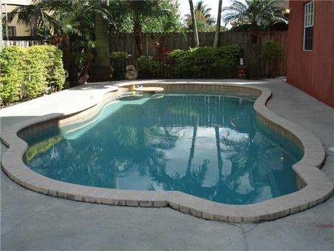 Undisclosed, Miami, FL 33193 photo 5