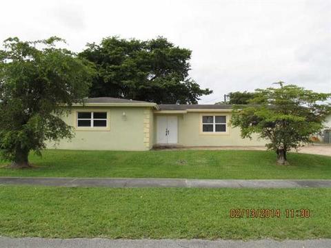 Undisclosed, Hialeah, FL 33015 photo 1