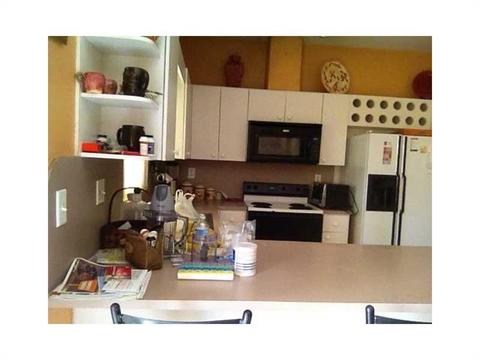 Undisclosed, Kendall, FL 33177 photo 9