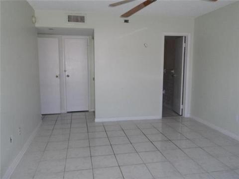 370 E Laurel Dr #4E, Margate, FL 33063 photo 9