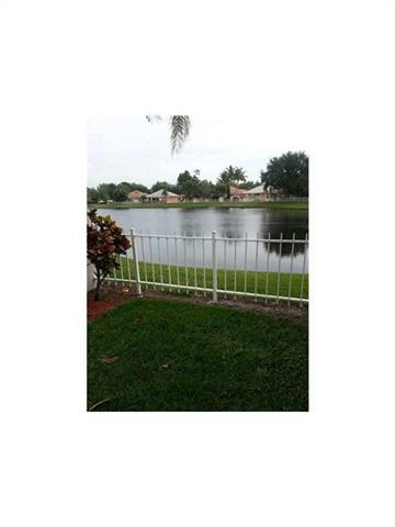 211 Hampton Pl, Jupiter, FL 33458 photo 4