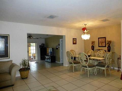 Undisclosed, Miami, FL 33155 photo 3