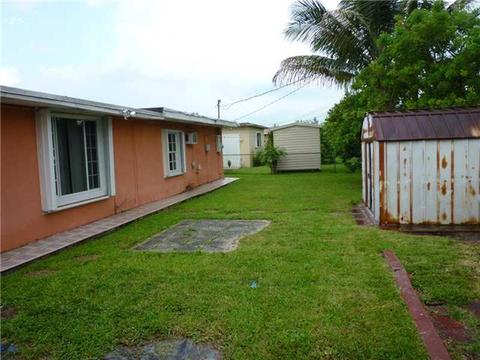 1440 W 4 Ln, Hialeah, FL 33010 photo 10