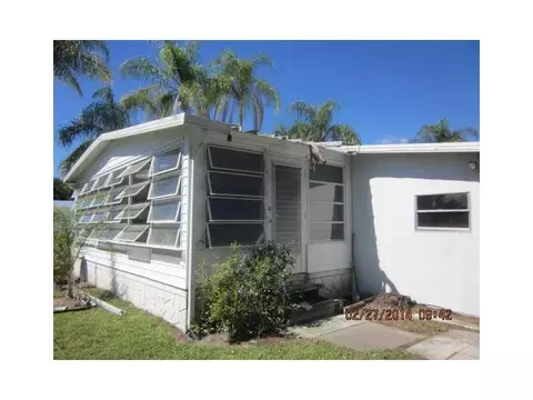 7911 SE Paradise Dr, Stuart, FL 34997 photo 6