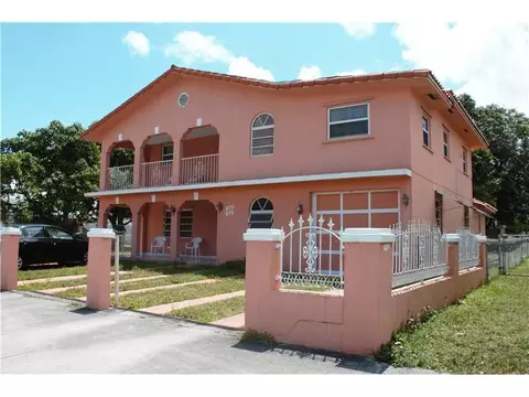 870 E 19 St, Hialeah, FL 33013 photo 2