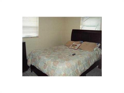 Undisclosed, Hialeah, FL 33013 photo 10