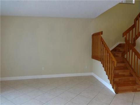 Undisclosed, Miami, FL 33186 photo 6