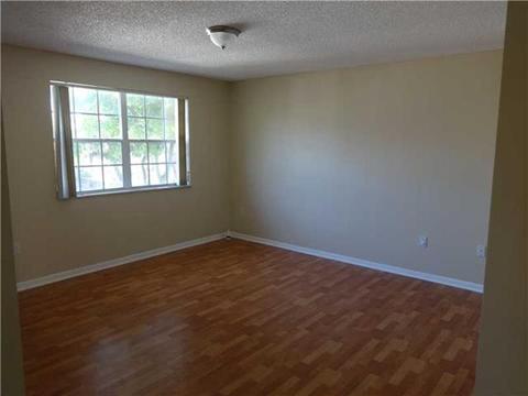 Undisclosed, Miami, FL 33186 photo 8
