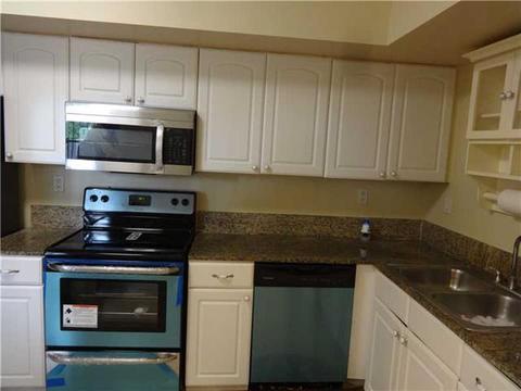 Undisclosed, Miami, FL 33186 photo 23