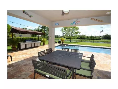 Undisclosed, Davie, FL 33330 photo 22
