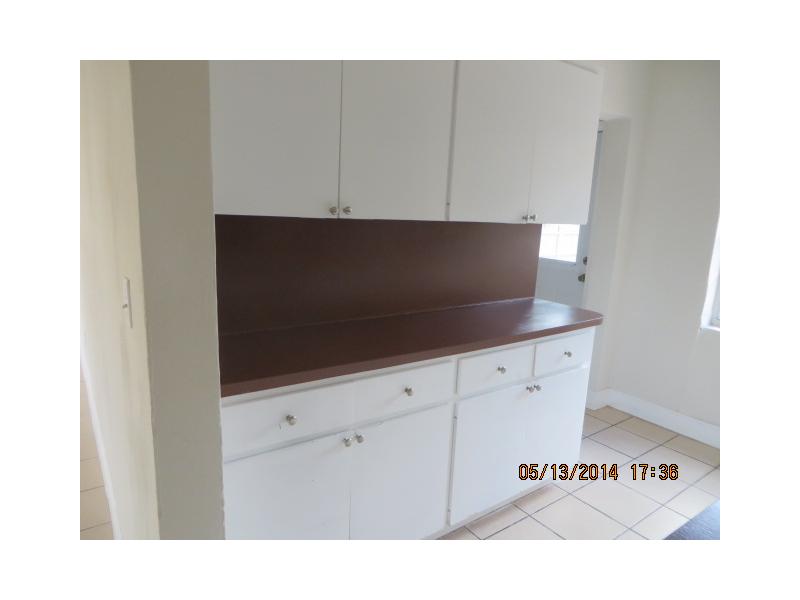 571 E 60 St, Hialeah, FL 33013 photo 5