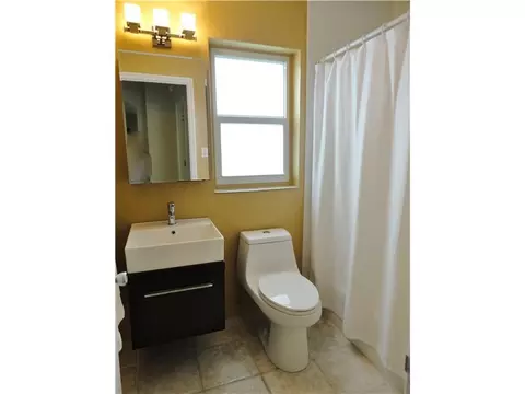 157 Deer Rn, Miami Springs, FL 33166 photo 26