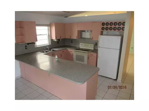 3236 W 70 Te, Hialeah, FL 33018 photo 4