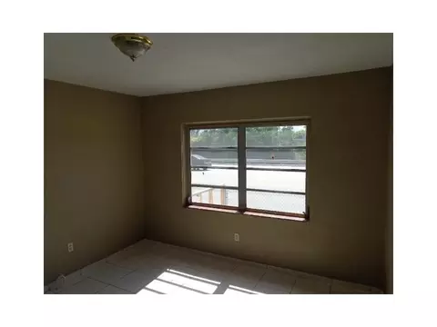 1315 W 4 Ave, Hialeah, FL 33010 photo 7