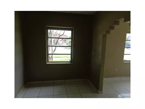 1315 W 4 Ave, Hialeah, FL 33010 photo 9