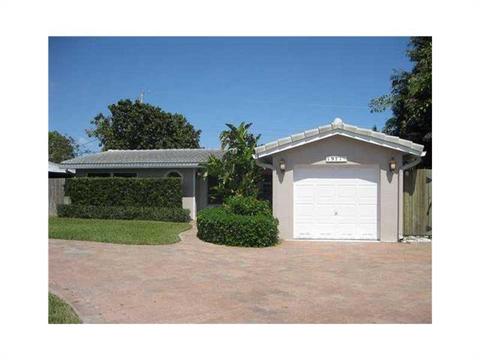 1971 NE 31 Ct, Lighthouse Point, FL 33064 photo 1