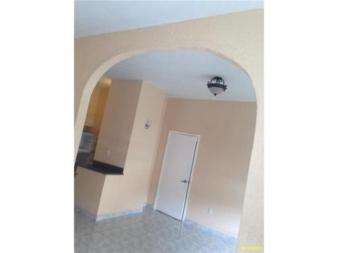 Undisclosed, Hialeah, FL 33016 photo 5