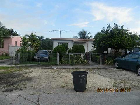 267 E 45 St, Hialeah, FL 33013 photo 2