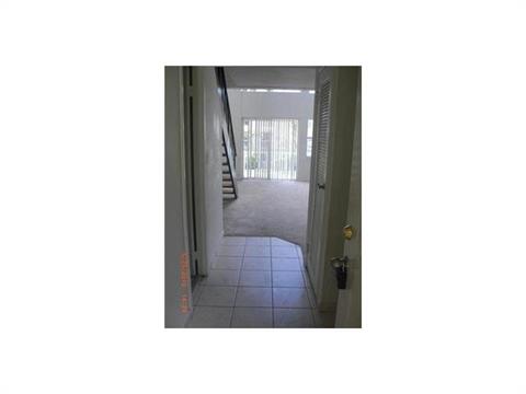 18101 NW 68 Ave #E-201, Hialeah, FL 33015 photo 7