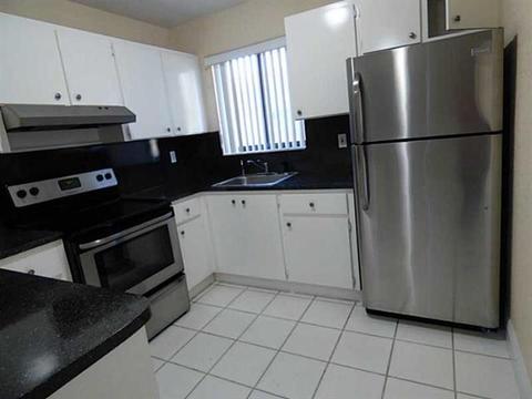 Undisclosed, Hialeah, FL 33016 photo 12