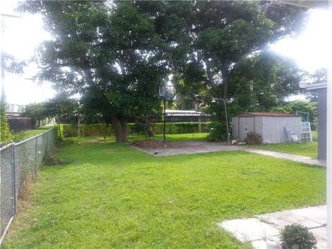 374 E 46 St, Hialeah, FL 33013 photo 5