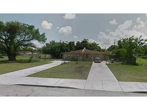 10032 Hibiscus St #10032, Unincorporated Dade County, FL 33157 photo 1