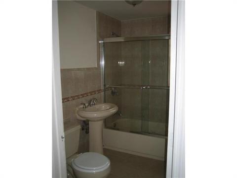 611 E 17 St, Hialeah, FL 33010 photo 8