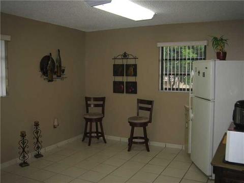 611 E 17 St, Hialeah, FL 33010 photo 14
