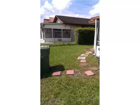 1304 38 Pl, Hialeah, FL 33012 photo 13