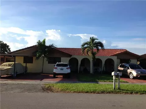 1304 38 Pl, Hialeah, FL 33012 photo 2