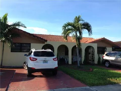 1304 38 Pl, Hialeah, FL 33012 photo 1
