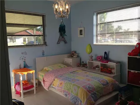 1304 38 Pl, Hialeah, FL 33012 photo 12