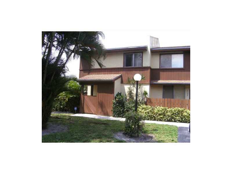 1137 Hampton Bl #1137, Pompano Beach, FL 33068 photo 1