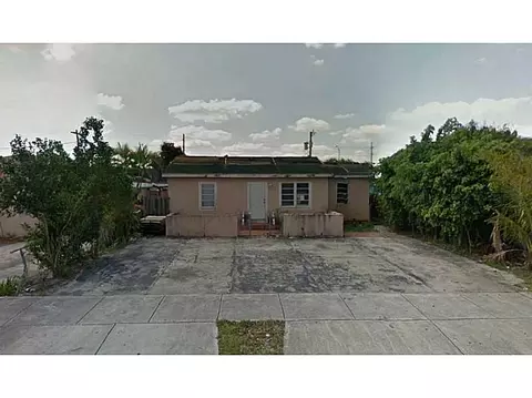 358 E 11 St, Hialeah, FL 33010 photo 2