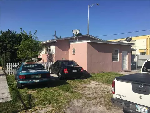 997 SE 4 St, Hialeah, FL 33010 photo 1