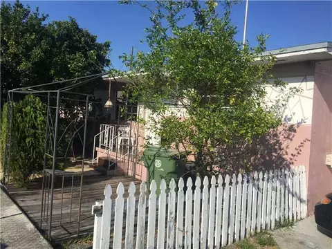 997 SE 4 St, Hialeah, FL 33010 photo 2
