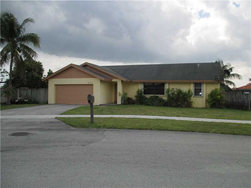 16530 SW 299 St, Homestead, FL 33033 photo 1