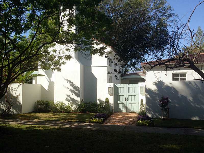 2500 Swanson Ave, Miami, FL 33133 photo 1