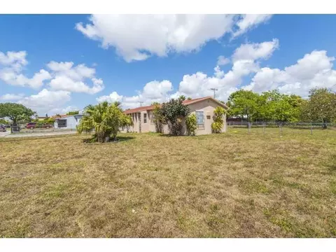539 E 14 St, Hialeah, FL 33010 photo 1