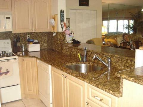8284 Dundee Te #8284, Miami Lakes, FL 33016 photo 11