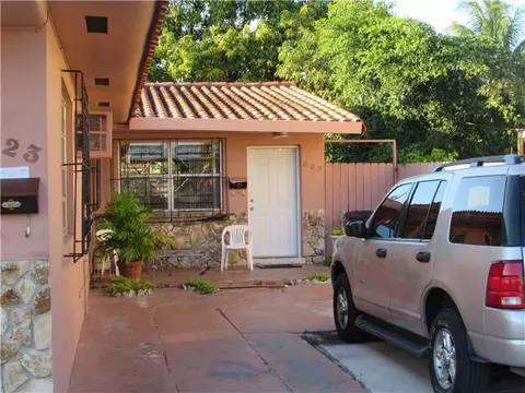 323 E 14 St, Hialeah, FL 33010 photo 9