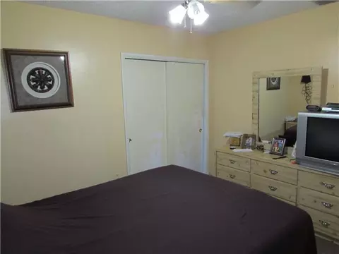 323 E 14 St, Hialeah, FL 33010 photo 8