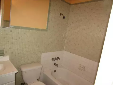 323 E 14 St, Hialeah, FL 33010 photo 32
