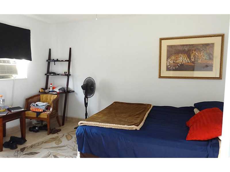 22 SE 3 Te #19, Dania Beach, FL 33004 photo 9