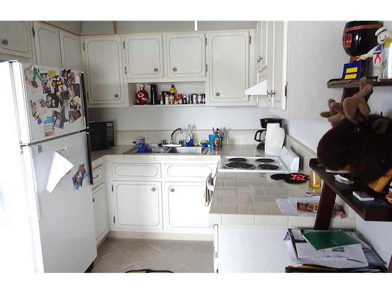 22 SE 3 Te #19, Dania Beach, FL 33004 photo 4