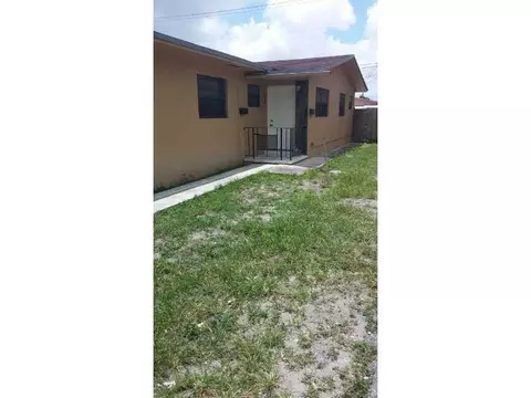 440 E 28 St, Hialeah, FL 33013 photo 2