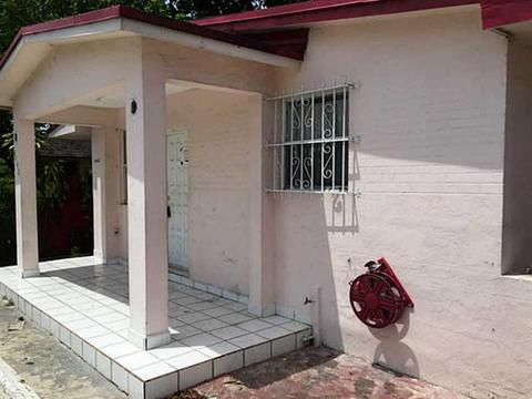 Undisclosed, Hialeah, FL 33013 photo 15