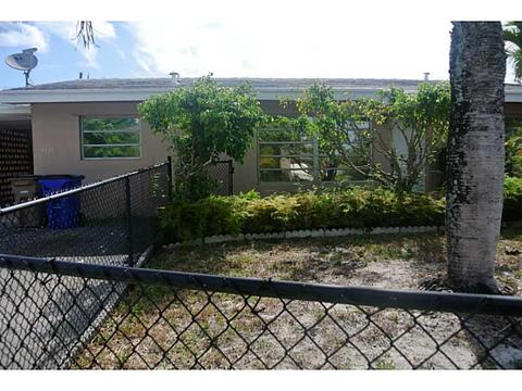 4430 NE 3rd Te, Pompano Beach, FL 33064 photo 2