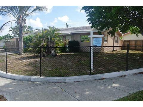 4430 NE 3rd Te, Pompano Beach, FL 33064 photo 1