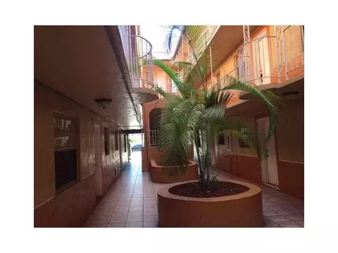 1530 W 68 St, Hialeah, FL 33014 photo 9